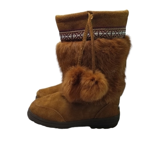 Minnetonka Shoes - Minnetonka Carson mukluk suede rabbit fur boots